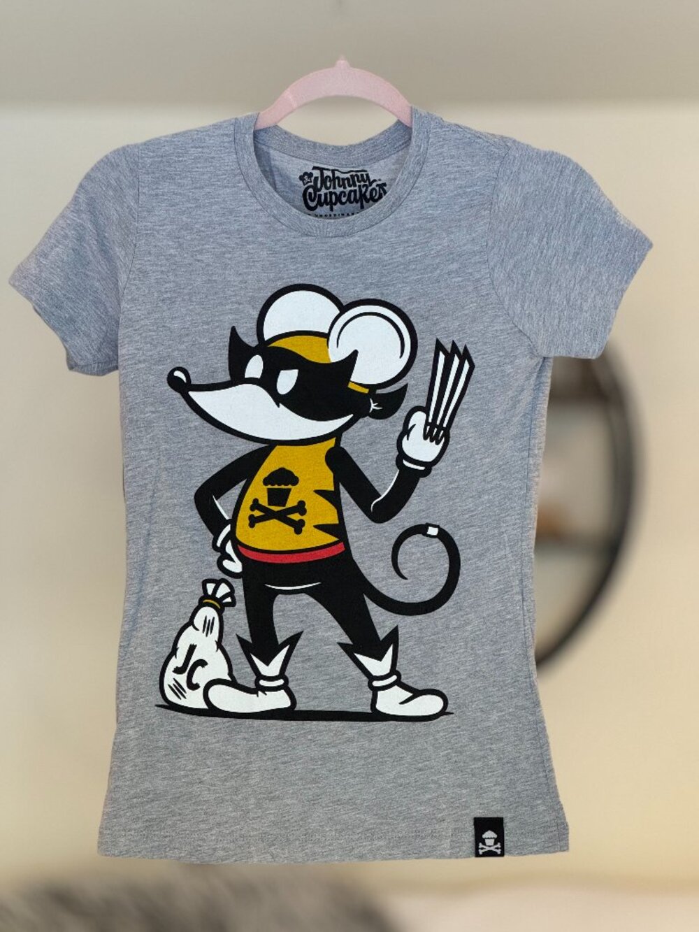 NWOT Johnny Cupcakes Wolverine T Shirt